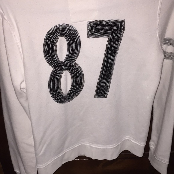 Sweatshirt - Picture 2 of 2